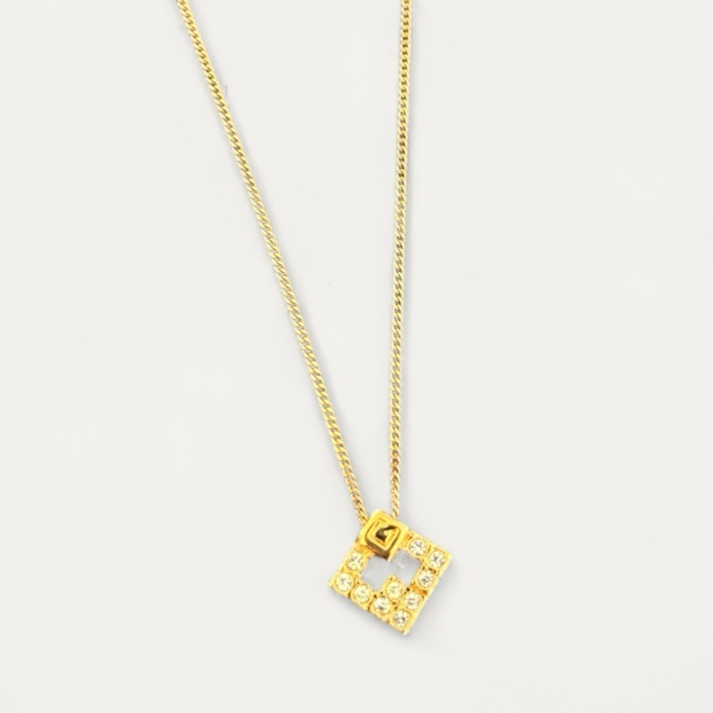 GIVENCHY 
Vintage Crystal G Pendant Necklace - Picture 6 of 12